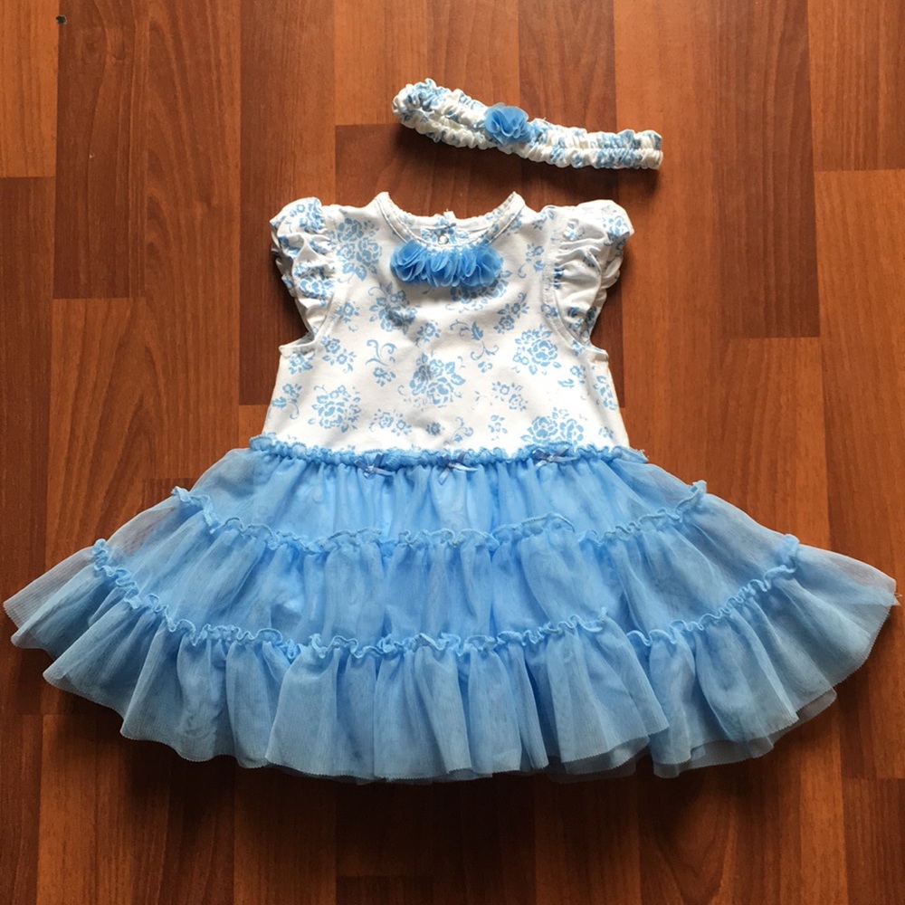Baby girl blue ruffle dress